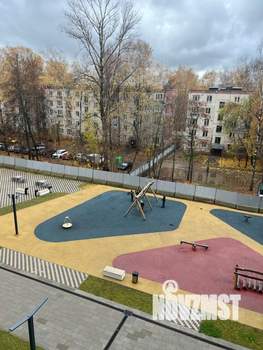 Студия квартира, вторичка, 33м2, 4/10 этаж