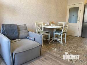 2-к квартира, вторичка, 54м2, 8/18 этаж
