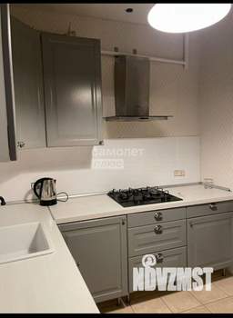 3-к квартира, вторичка, 58м2, 1/4 этаж