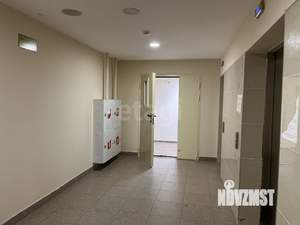 2-к квартира, вторичка, 64м2, 1/6 этаж