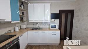 2-к квартира, вторичка, 64м2, 7/25 этаж