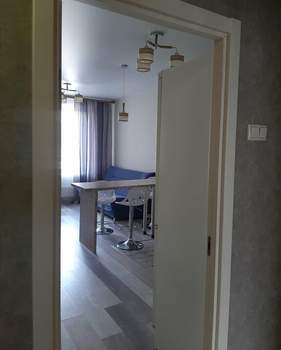 2-к квартира, вторичка, 45м2, 1/6 этаж