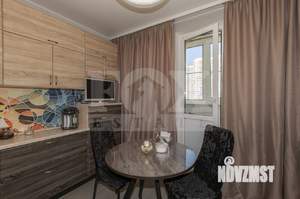 4-к квартира, вторичка, 100м2, 8/25 этаж