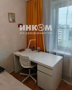 3-к квартира, вторичка, 56м2, 9/9 этаж