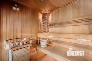 3-к квартира, вторичка, 142м2, 2/4 этаж