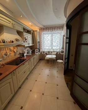 3-к квартира, вторичка, 152м2, 2/4 этаж