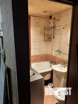 2-к квартира, вторичка, 40м2, 1/5 этаж