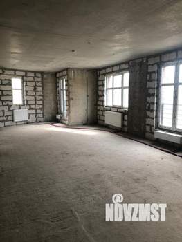 2-к квартира, вторичка, 67м2, 1/3 этаж