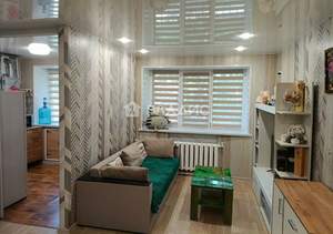 2-к квартира, вторичка, 42м2, 1/4 этаж