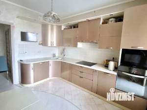 4-к квартира, вторичка, 94м2, 9/17 этаж