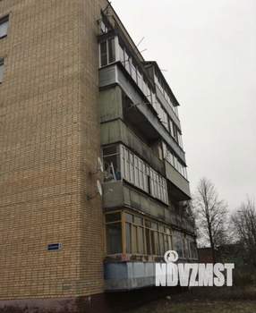 2-к квартира, вторичка, 42м2, 1/5 этаж