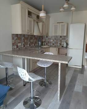 2-к квартира, вторичка, 45м2, 1/6 этаж