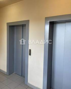 2-к квартира, вторичка, 62м2, 10/17 этаж