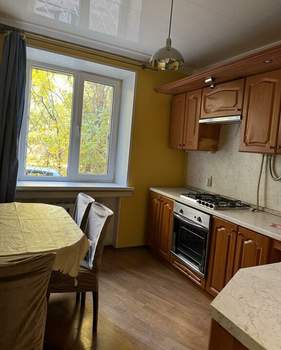 2-к квартира, вторичка, 56м2, 1/5 этаж