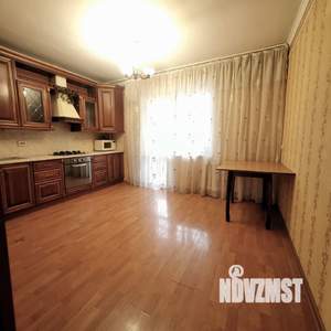 3-к квартира, вторичка, 87м2, 8/10 этаж