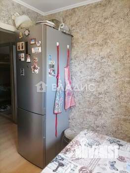 2-к квартира, вторичка, 42м2, 1/9 этаж