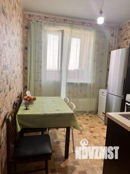 1-к квартира, вторичка, 42м2, 10/17 этаж