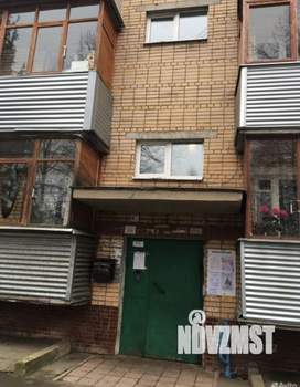 2-к квартира, вторичка, 42м2, 1/5 этаж