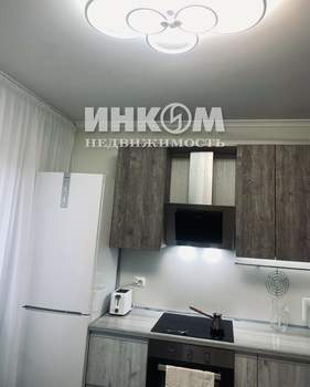 2-к квартира, вторичка, 70м2, 4/14 этаж