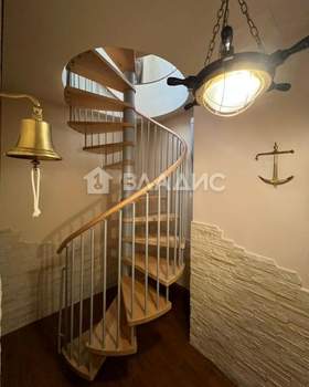 3-к квартира, вторичка, 152м2, 2/4 этаж