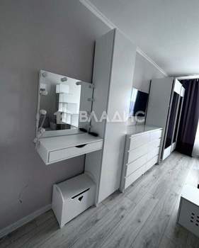 1-к квартира, вторичка, 42м2, 8/17 этаж