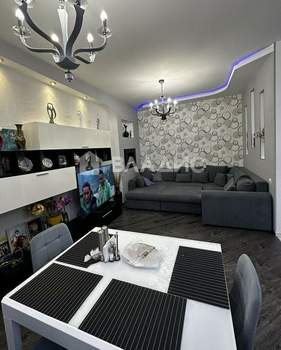 3-к квартира, вторичка, 113м2, 7/14 этаж