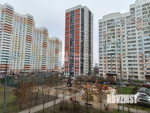 4-к квартира, вторичка, 100м2, 3/25 этаж